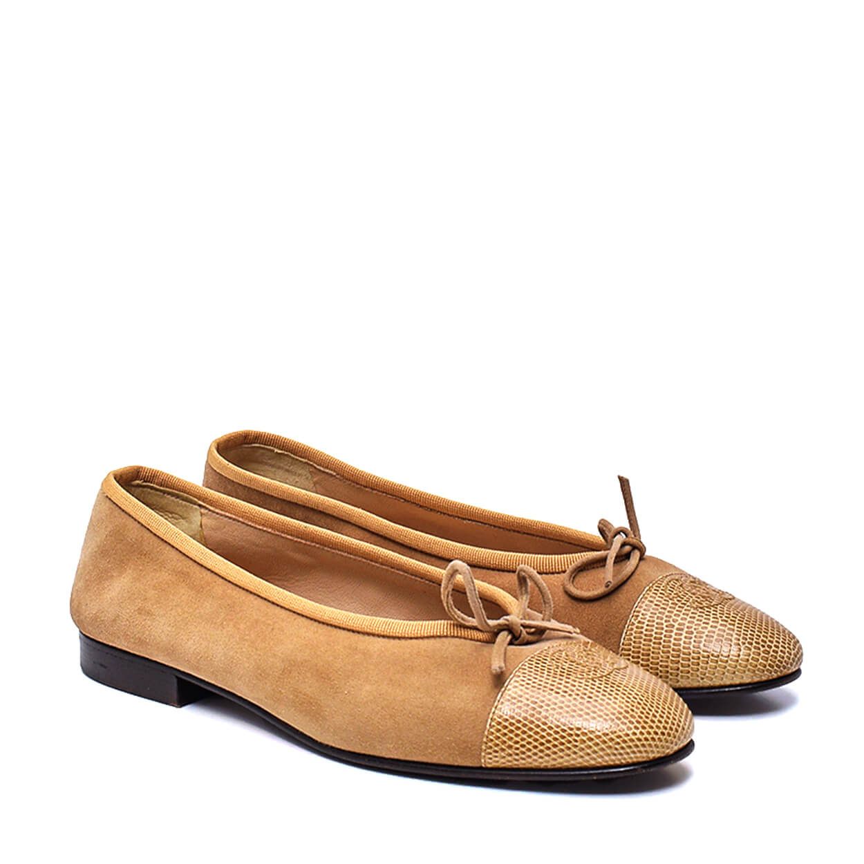 Chanel - Beige Suede & Exotic Ballerina CC Flat 37